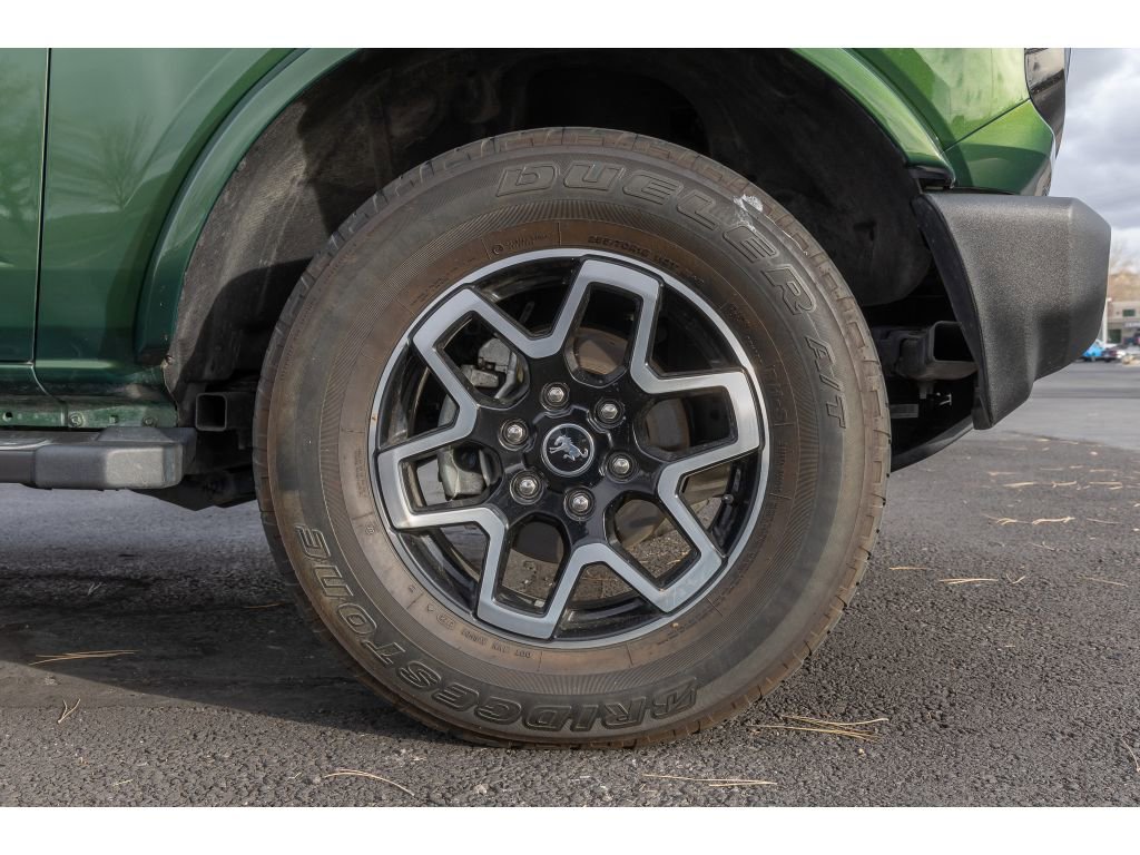 Used 2023 Ford Bronco Outer Banks image 9