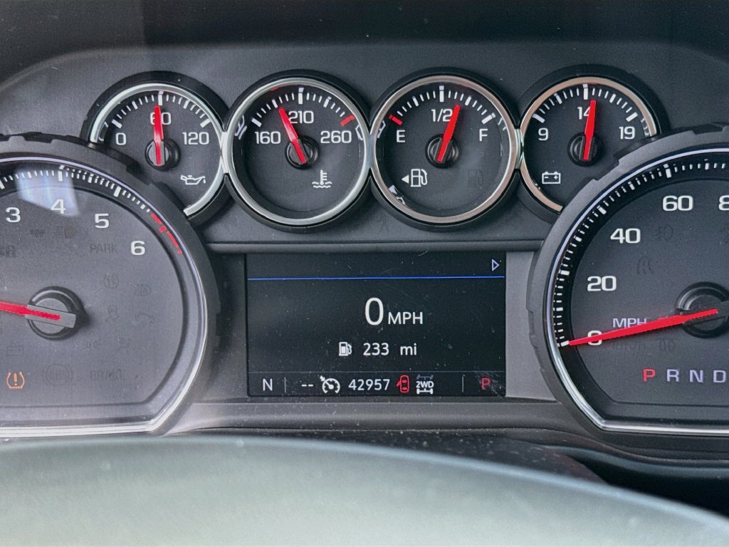 Used 2019 Chevrolet Silverado 1500 LT w/ All-Star Edition AWD/4WD image 12