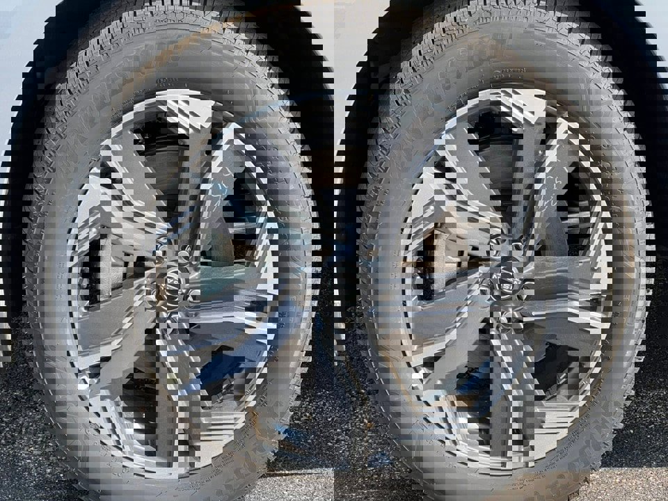 New 2025 Nissan Murano SL image 6