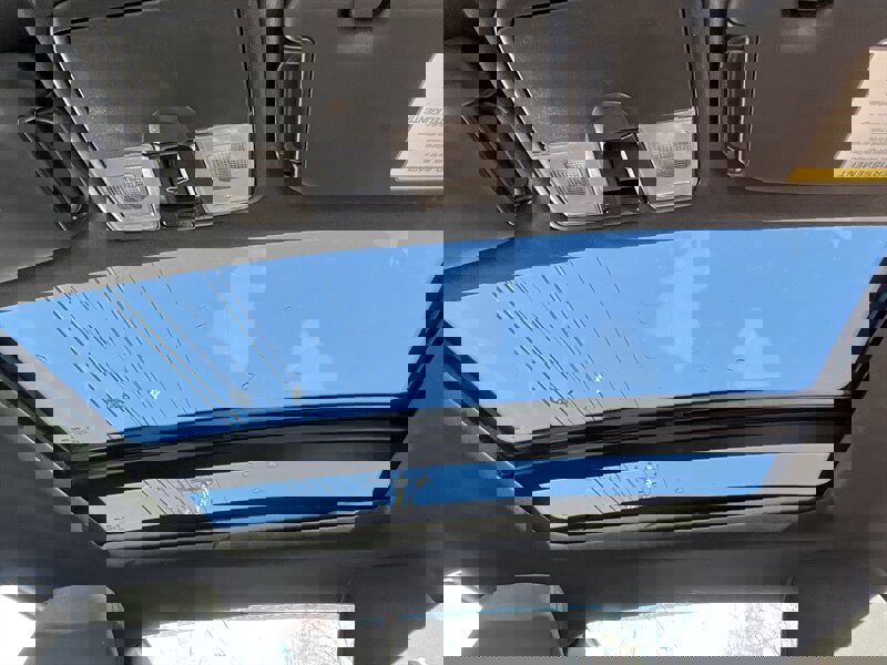 Used 2017 Hyundai Veloster Value Edition image 25