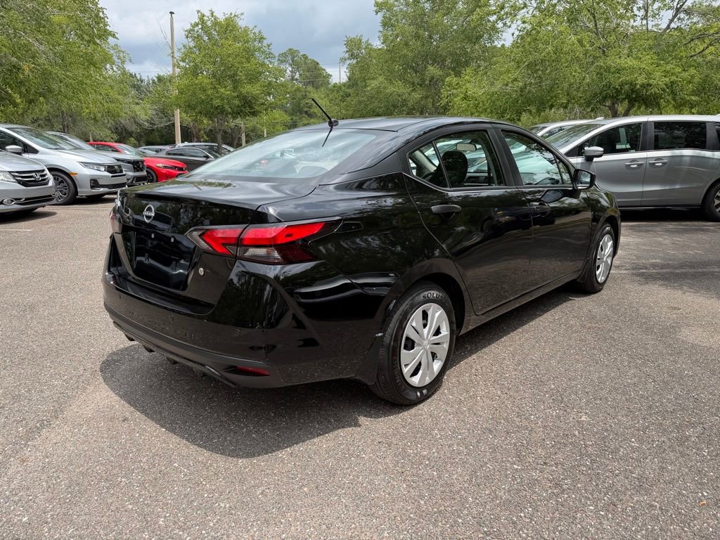 Used 2025 Nissan Versa S w/ Trunk Package FWD image 5
