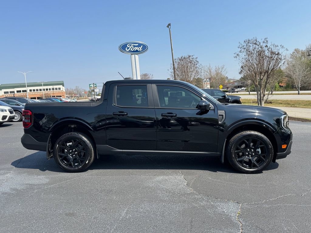 Used 2025 Ford Maverick Lariat w/ Black Appearance Package image 3