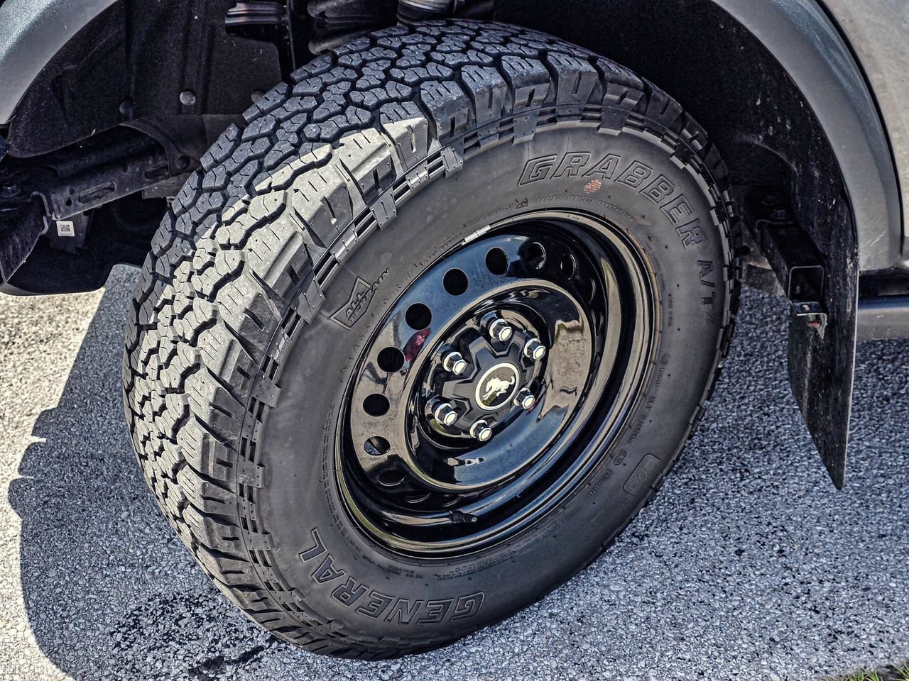Used 2022 Ford Bronco Black Diamond AWD/4WD image 12
