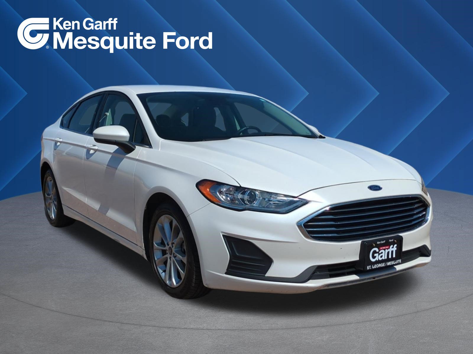 Used 2020 Ford Fusion SE FWD image 1