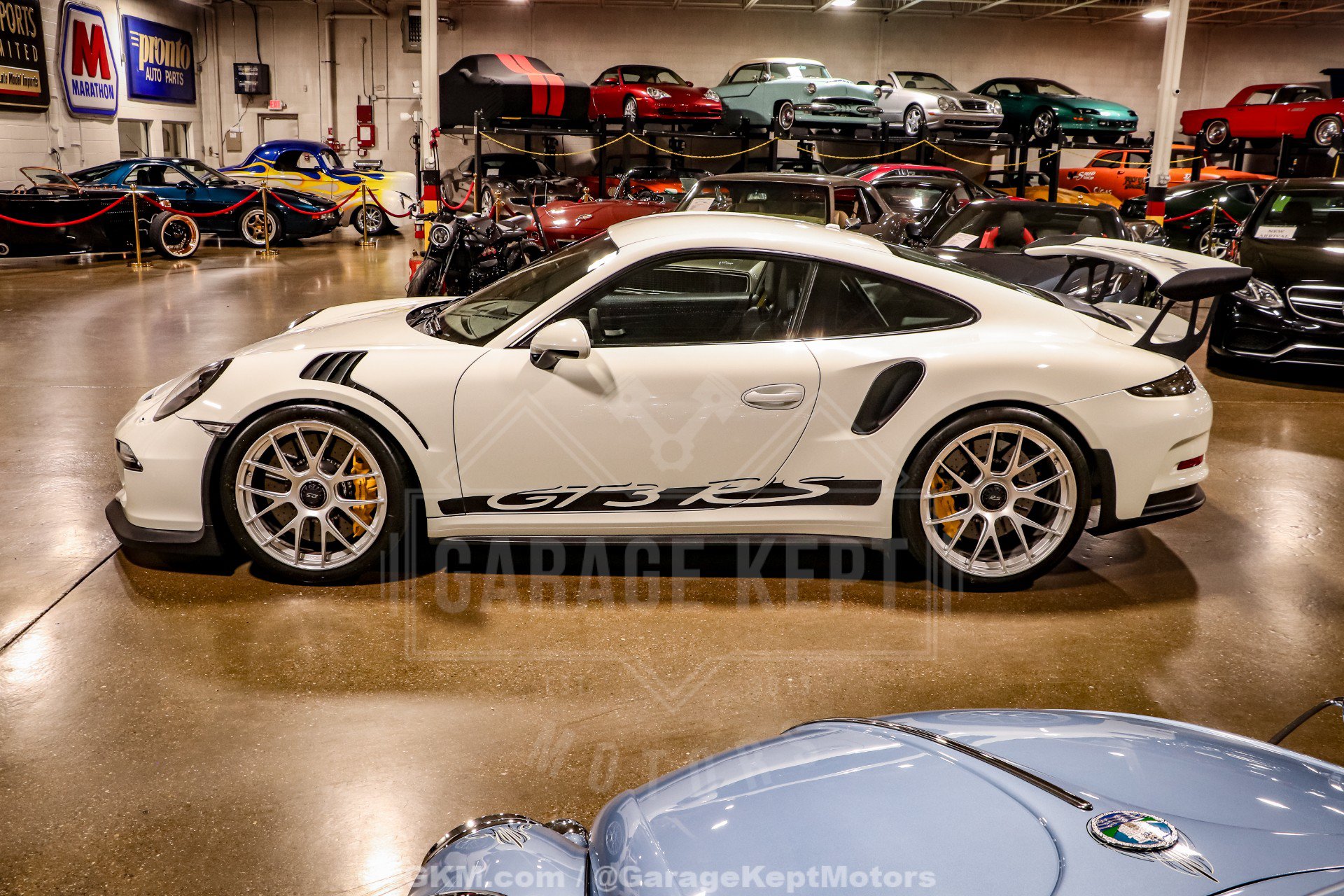 Used 2016 Porsche 911 GT3 RS RWD image 5