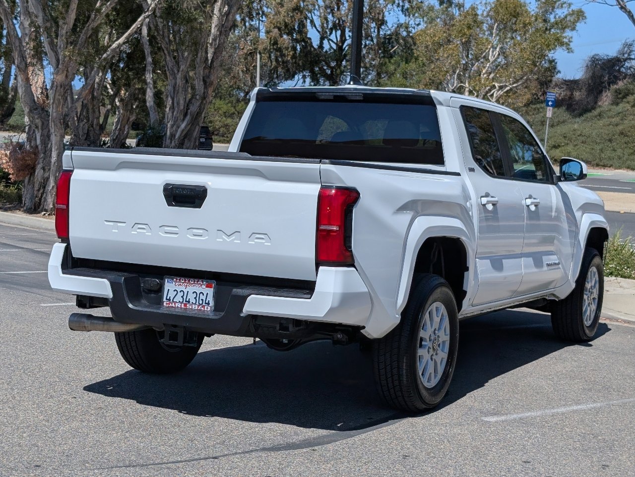 Used 2025 Toyota Tacoma SR5 image 13