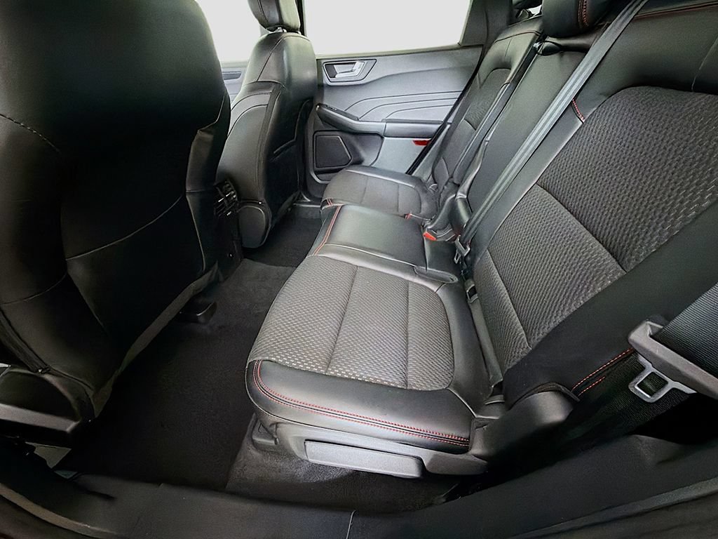 Used 2023 Ford Escape ST-Line Elite AWD/4WD image 25