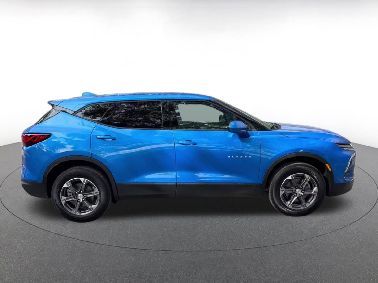 Used 2025 Chevrolet Blazer LT image 16