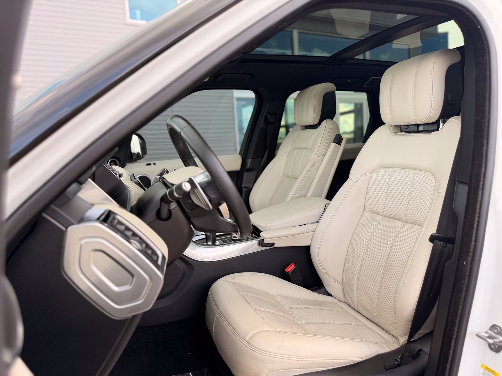 Used 2022 Land Rover Range Rover Sport HSE Silver Edition AWD/4WD image 22