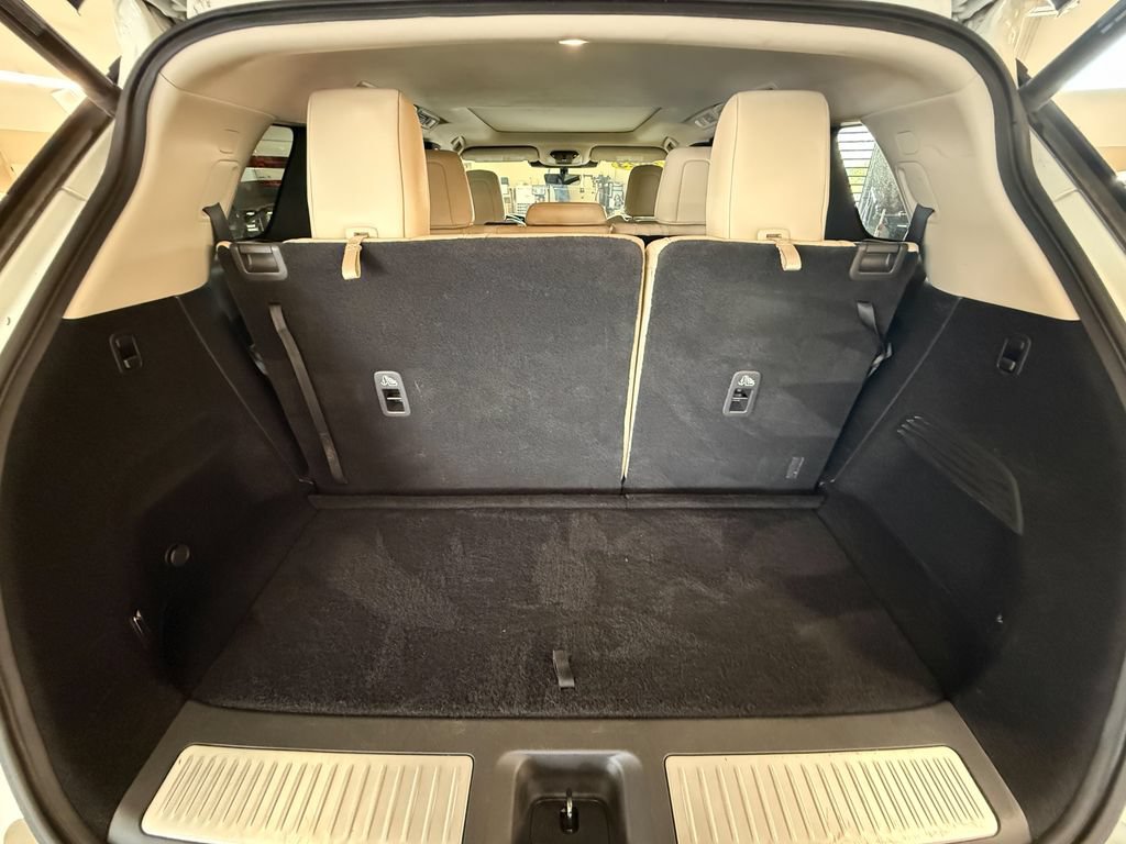 Used 2023 INFINITI QX60 Luxe AWD/4WD image 44