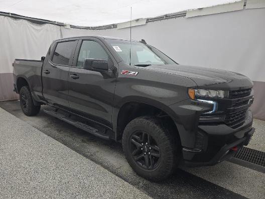 Used 2021 Chevrolet Silverado 1500 LT Trail Boss w/ Convenience Package II AWD/4WD image 2