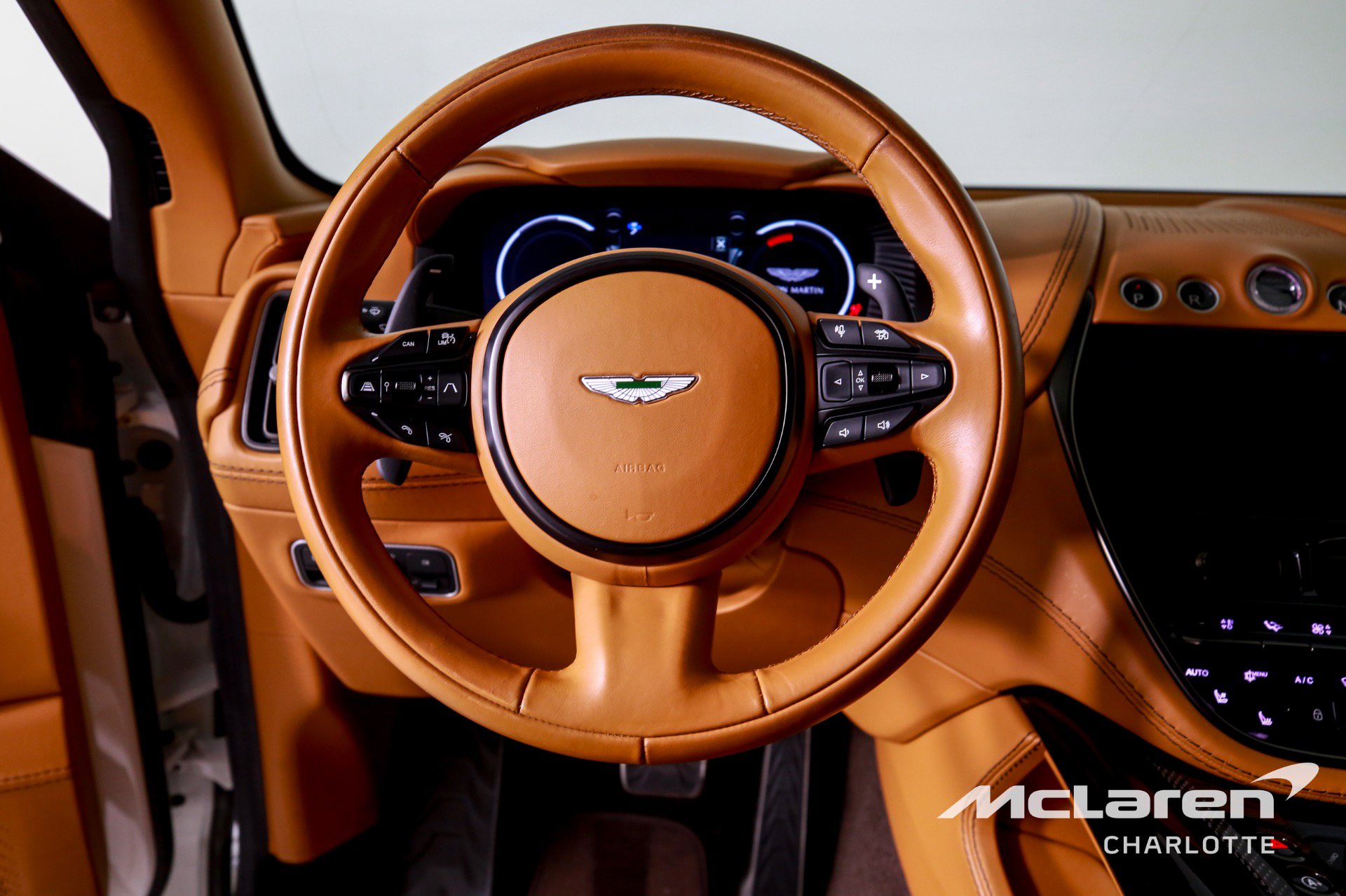Used 2023 Aston Martin DBX 707 image 15
