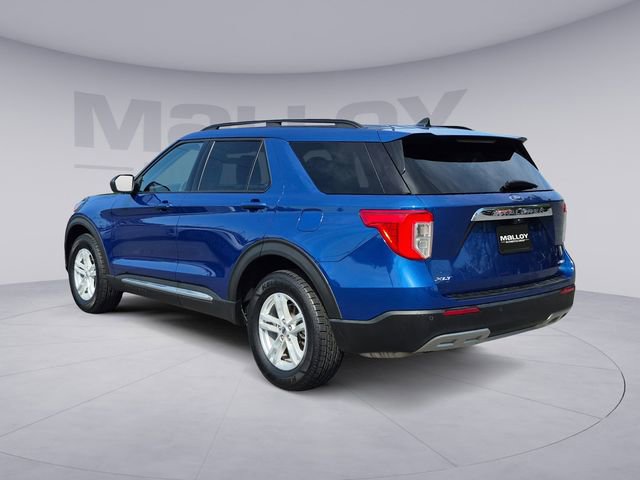 Used 2022 Ford Explorer XLT w/ Equipment Group 202A image 3