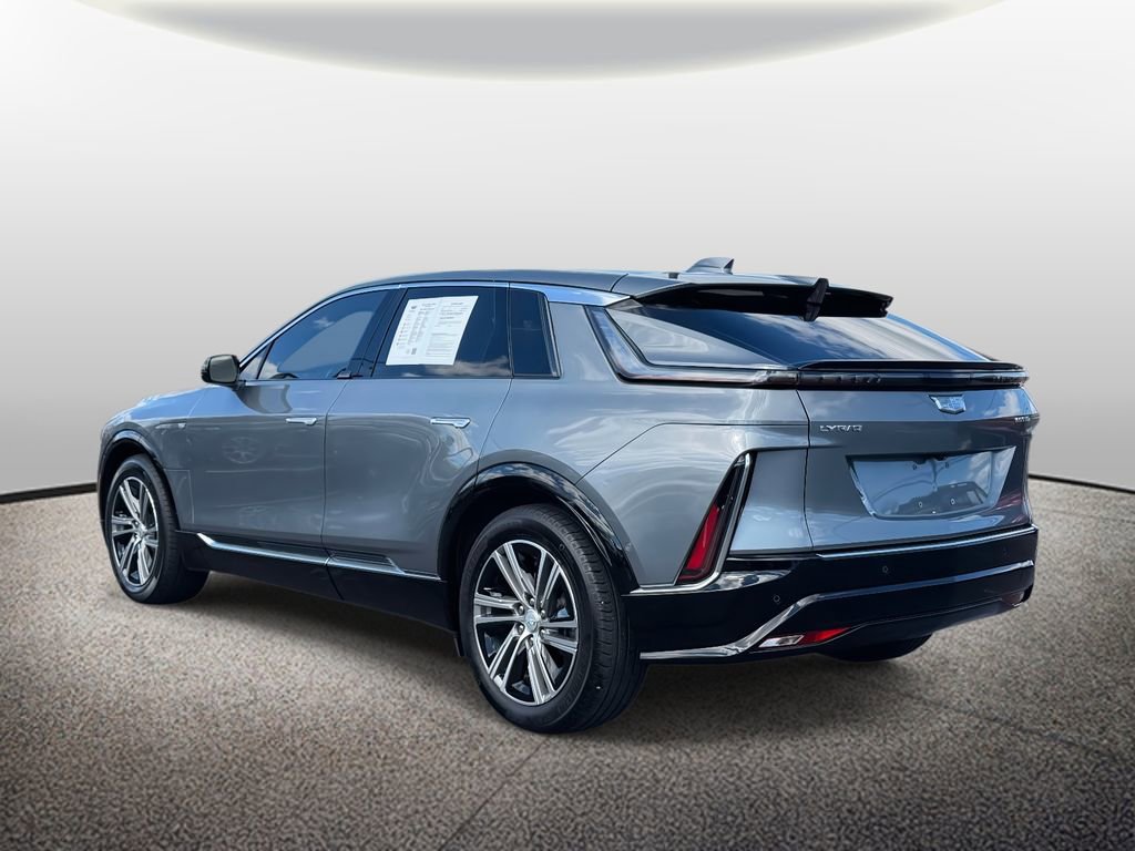 Used 2023 Cadillac Lyriq Luxury image 6