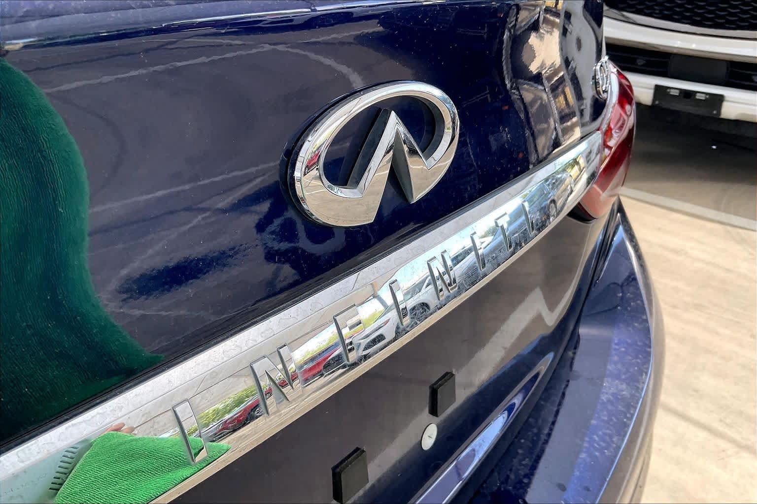 Used 2024 INFINITI Q50 Luxe w/ Cargo Package RWD image 10