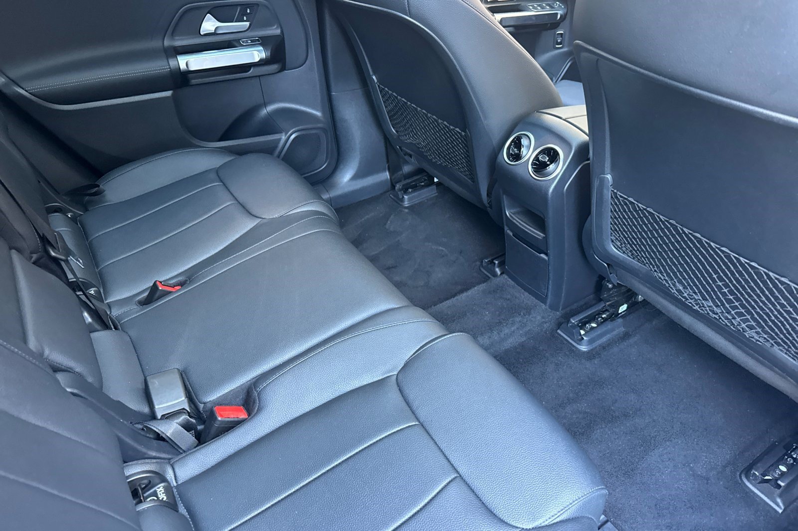 Certified 2023 Mercedes-Benz EQB 250+ image 33