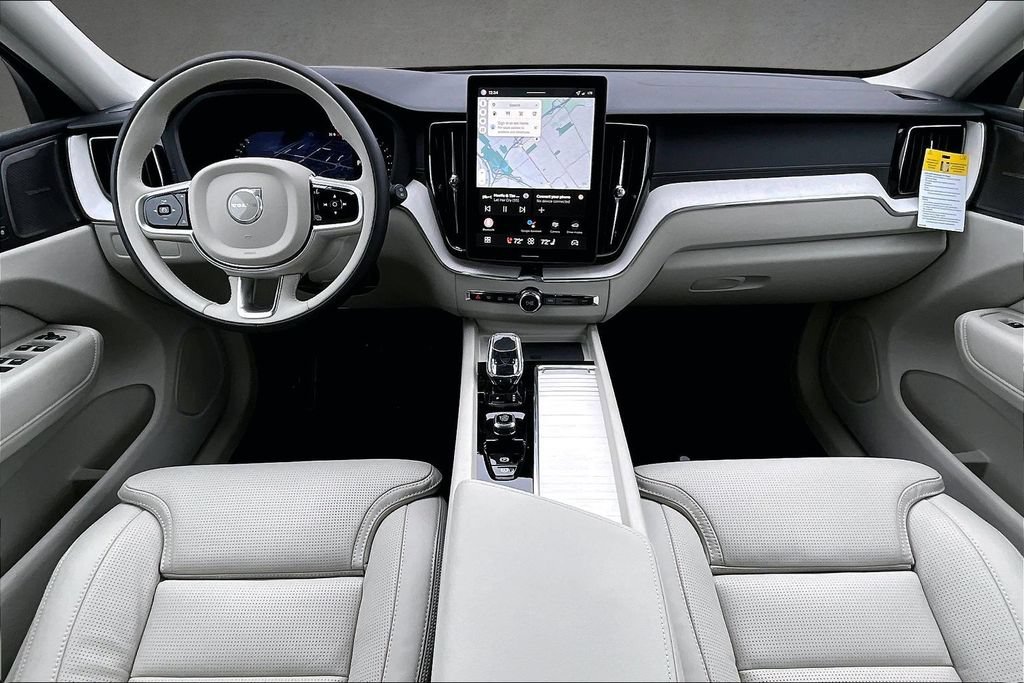 New 2026 Volvo XC60 B5 Ultra w/ Protection Package Premier AWD/4WD image 5