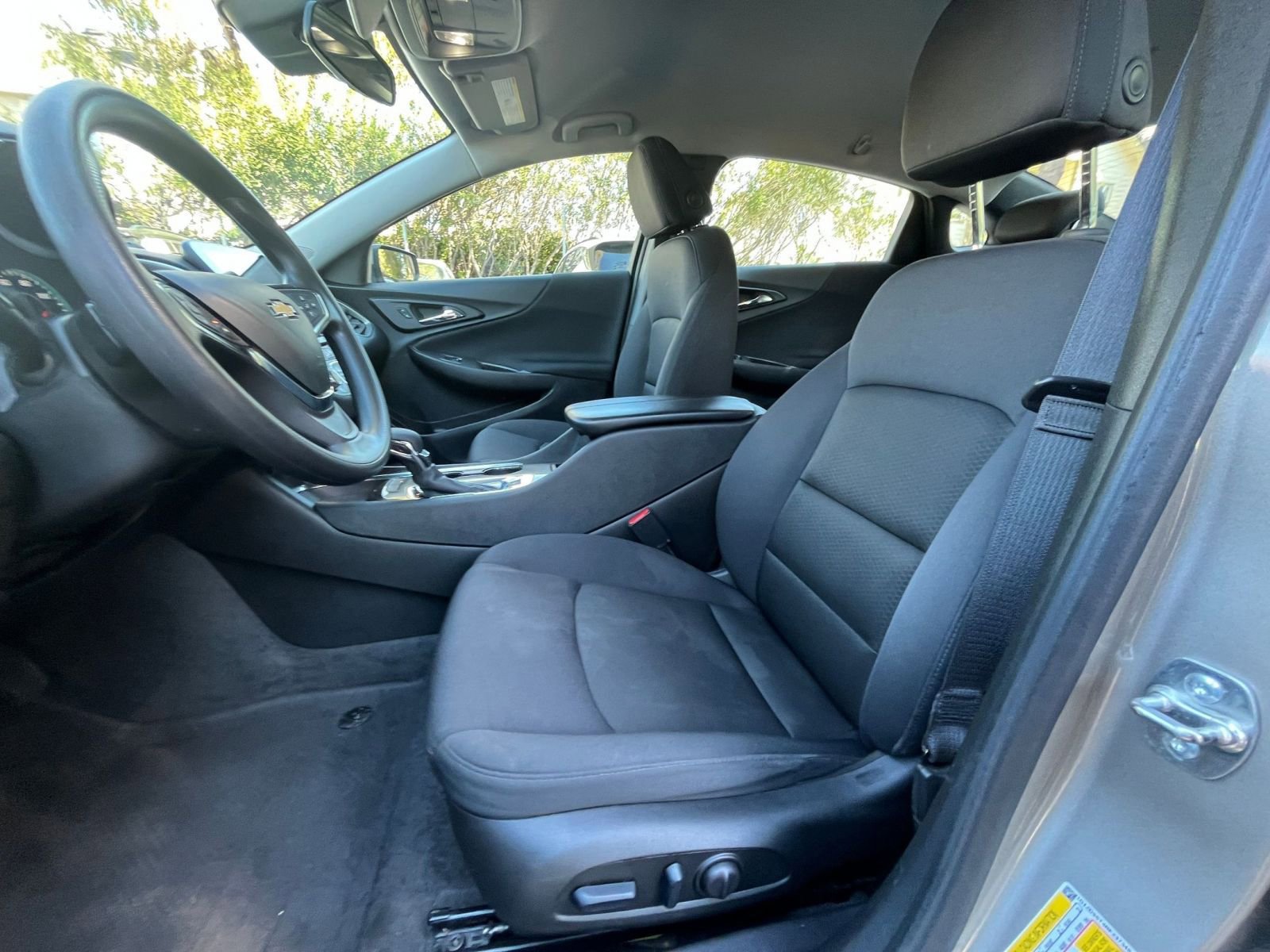 Used 2024 Chevrolet Malibu LT image 28