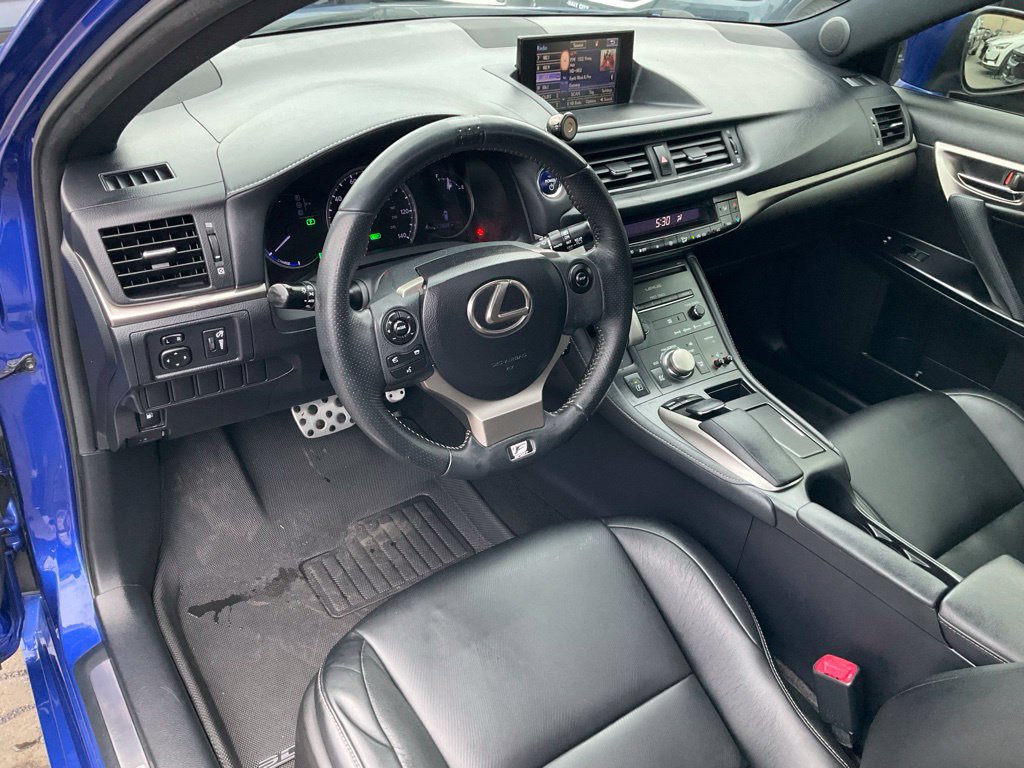 Used 2014 Lexus CT 200h w/ F Sport w/Nuluxe Interior FWD image 7