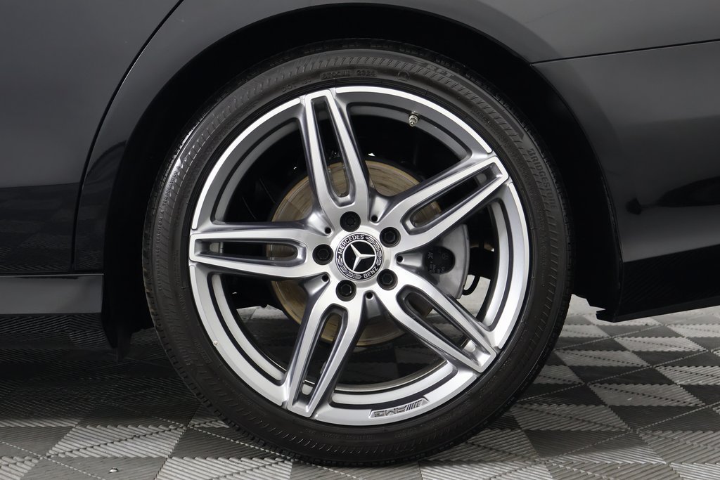 Used 2019 Mercedes-Benz E 300 image 16