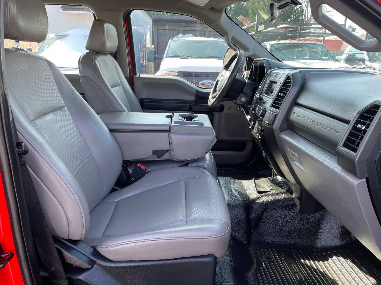 Used 2020 Ford F250 XL w/ Power Equipment Group RWD image 18