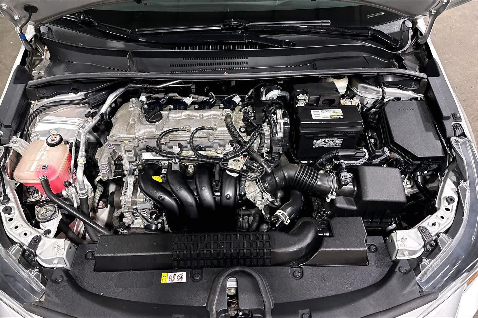 Used 2021 Toyota Corolla LE FWD image 31