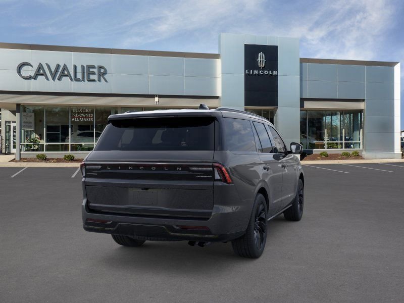 New 2025 Lincoln Navigator Reserve w/ Jet Appearance Package image 8