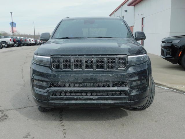 Used 2023 Jeep Grand Wagoneer Series II w/ Quick Order Packagew 28T image 3