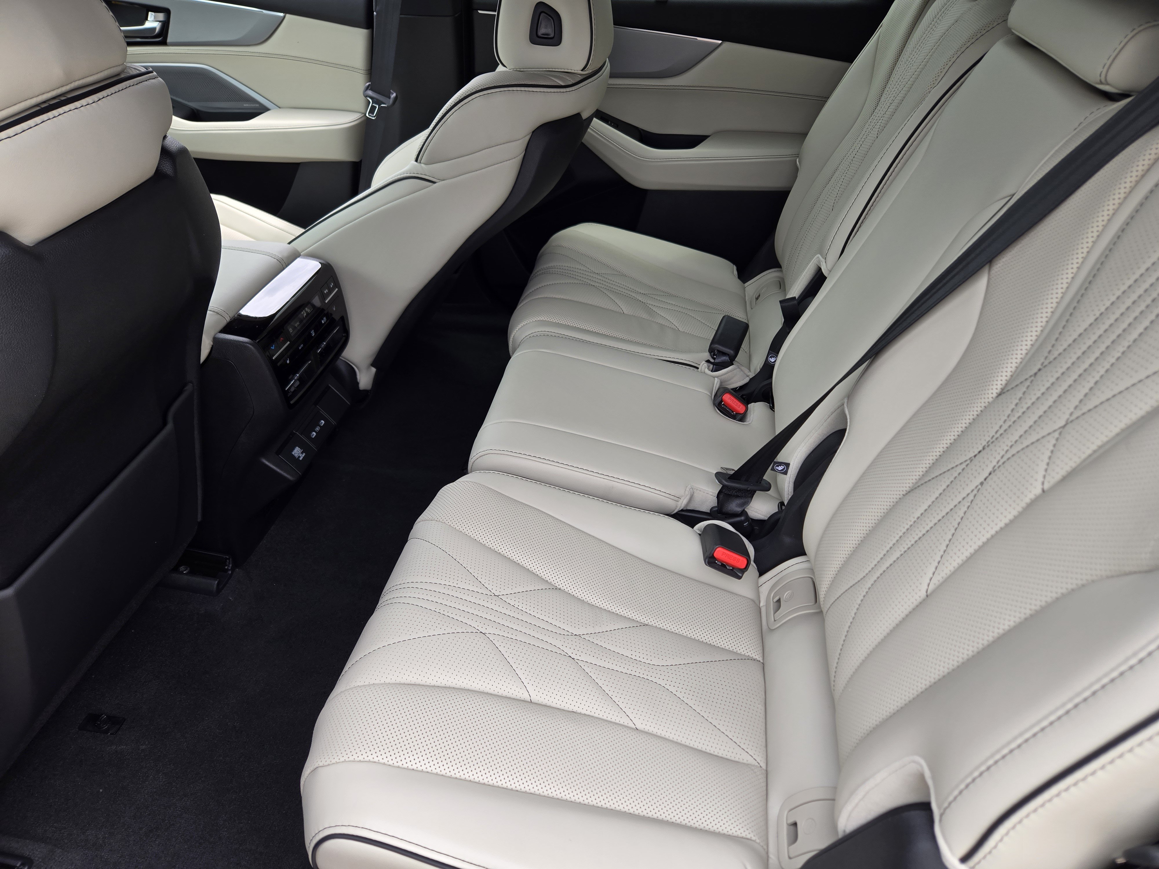 New 2026 Acura MDX A-Spec w/ Advance Package AWD/4WD image 19