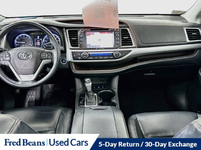Used 2016 Toyota Highlander XLE AWD/4WD image 32