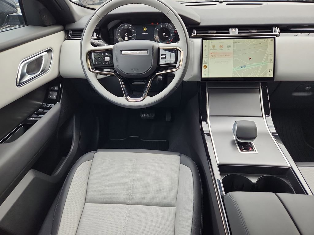 New 2026 Land Rover Range Rover Velar S AWD/4WD image 4