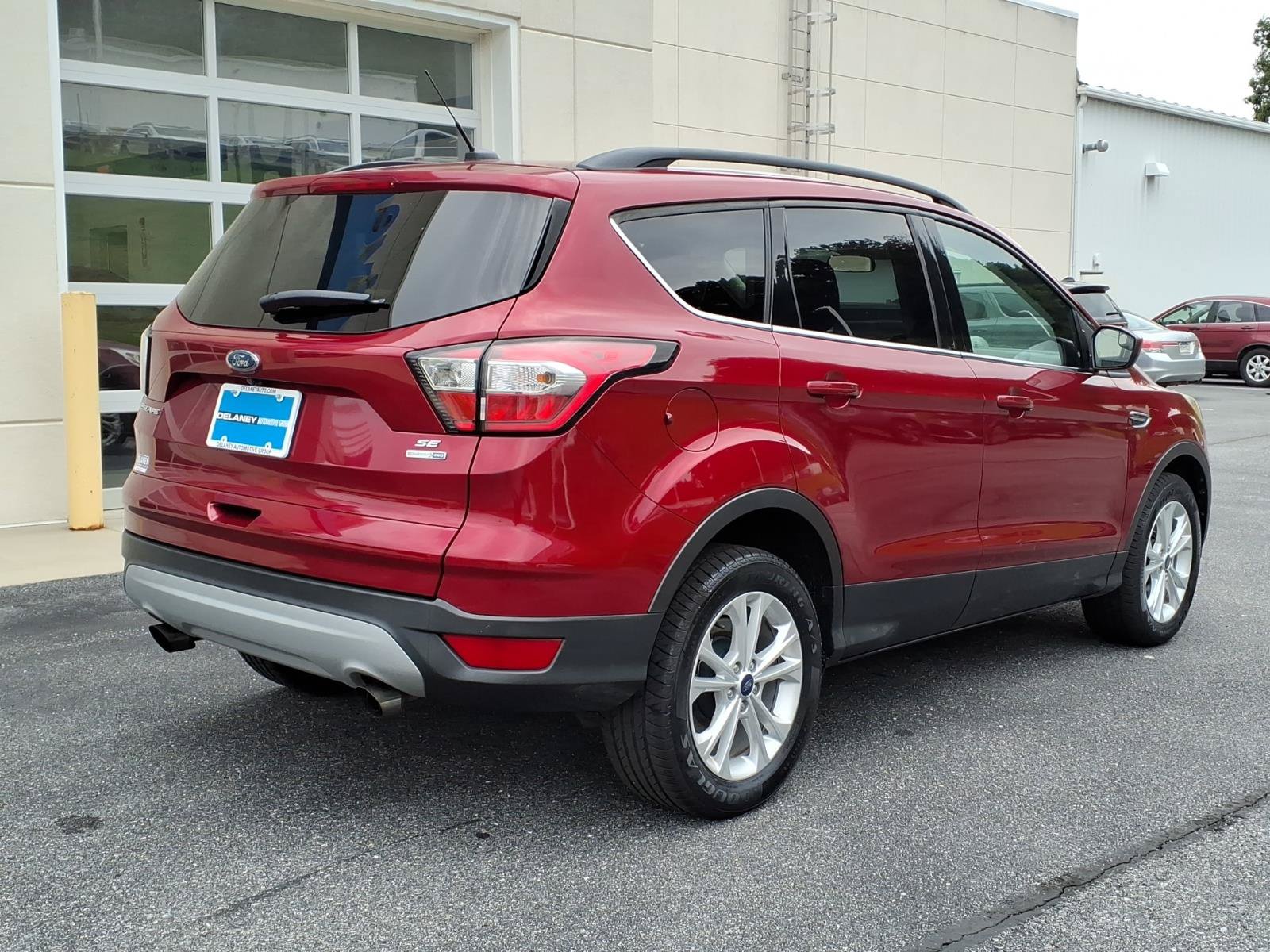Used 2018 Ford Escape SE AWD/4WD image 4