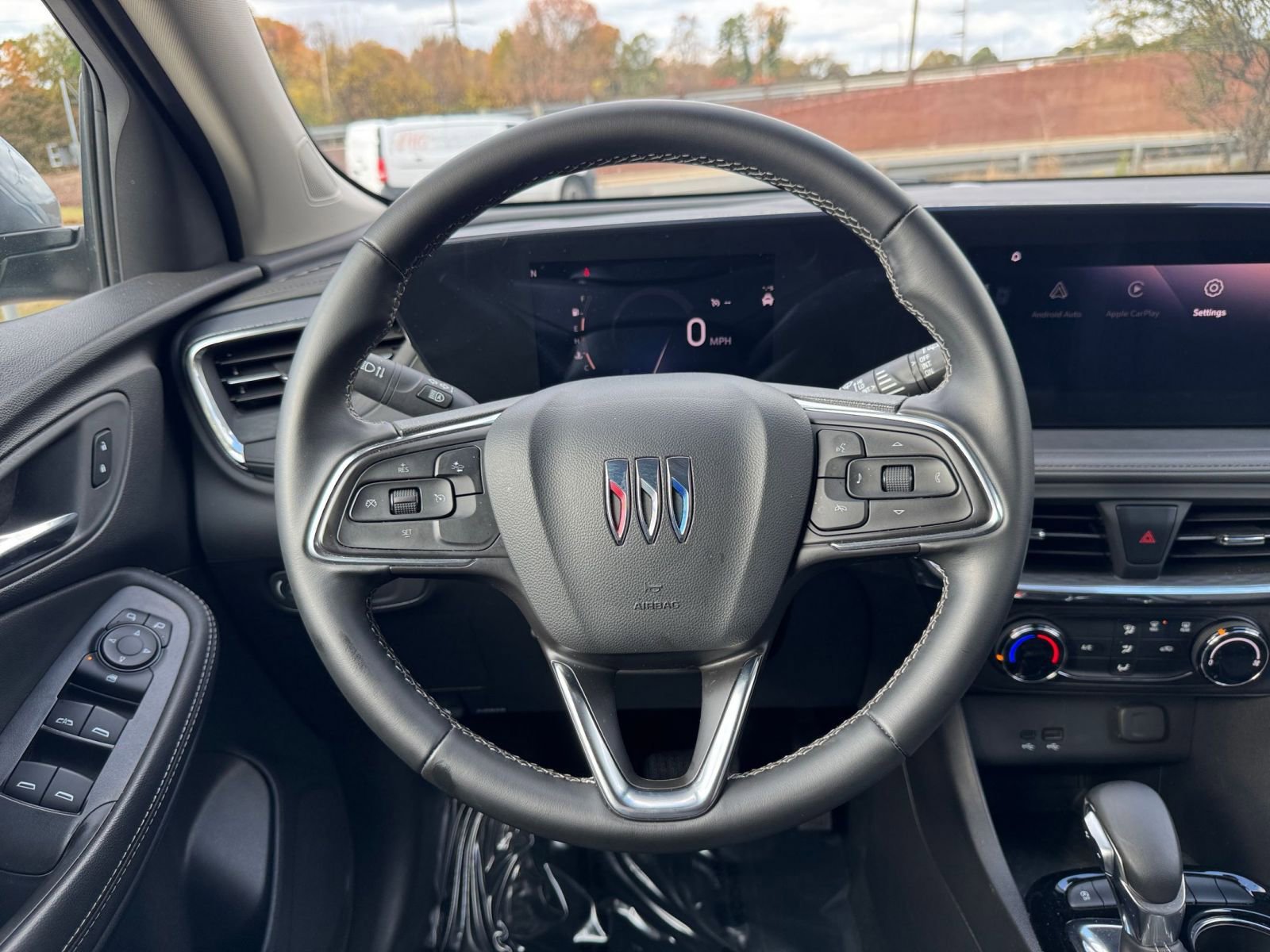 Used 2025 Buick Encore GX Preferred image 29