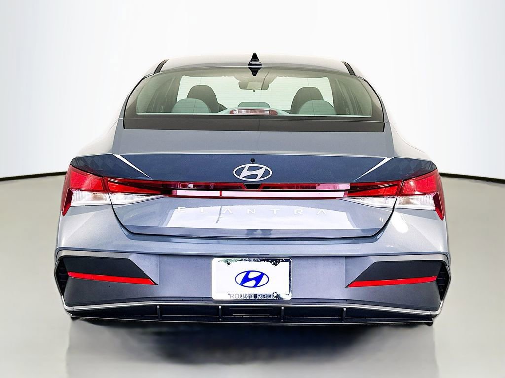 New 2026 Hyundai Elantra SE w/ Cargo Package FWD image 6