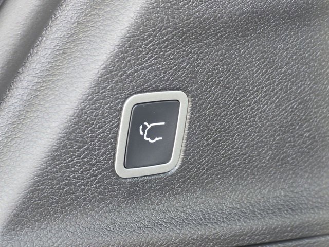 New 2026 Chrysler Pacifica Select image 17