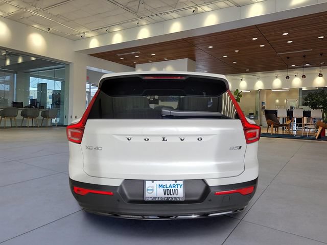 New 2026 Volvo XC40 B5 Plus w/ Protection Package Premier AWD/4WD image 8