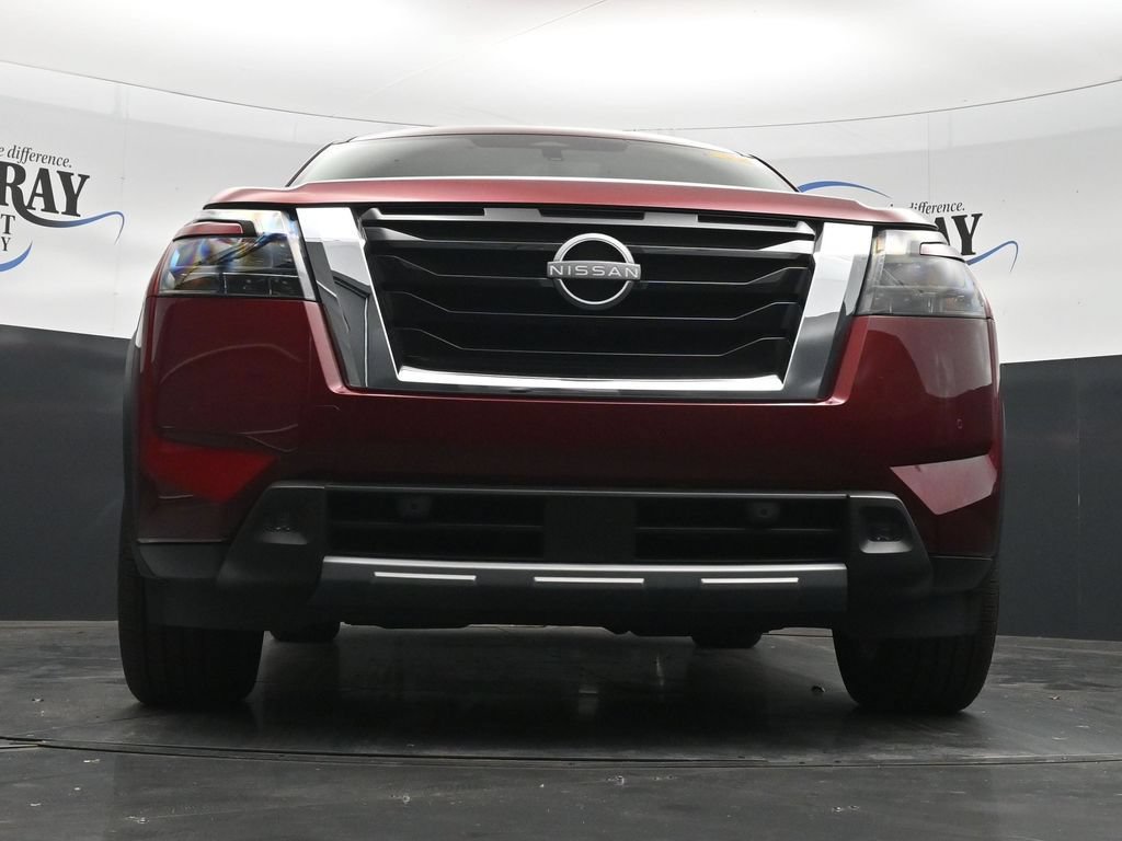 Used 2025 Nissan Pathfinder Platinum w/ Cargo Package FWD image 27