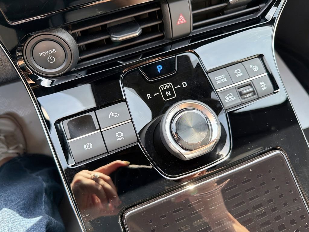 Certified 2023 Subaru Solterra AWD image 24