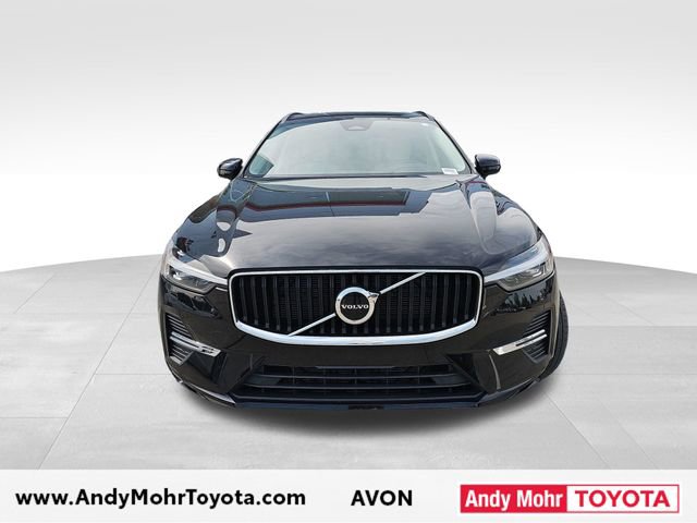 Used 2022 Volvo XC60 B5 Momentum w/ Climate Package AWD/4WD image 3