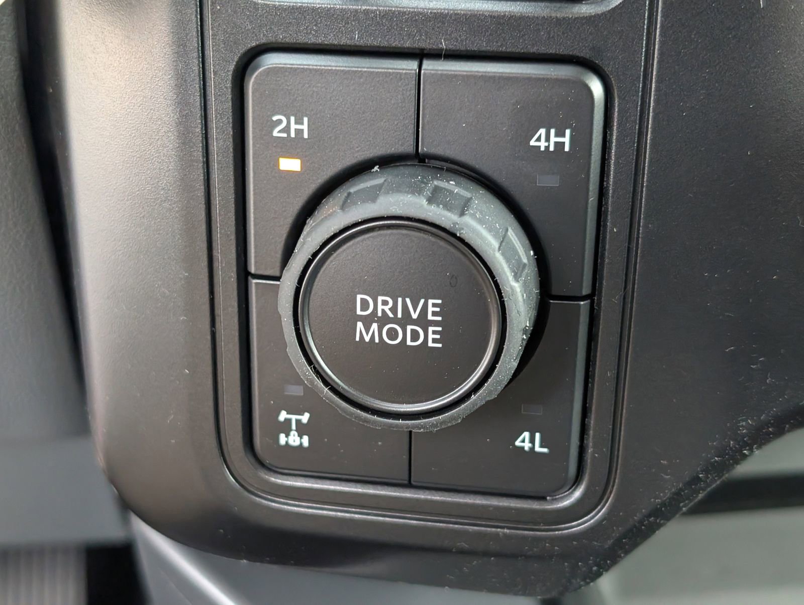 New 2026 Ford F250 XLT w/ FX4 Off-Road Package image 15