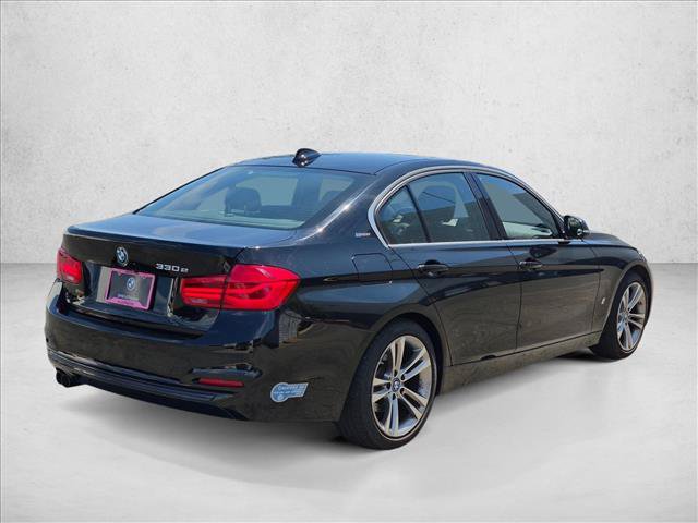 Used 2018 BMW 330e RWD image 5