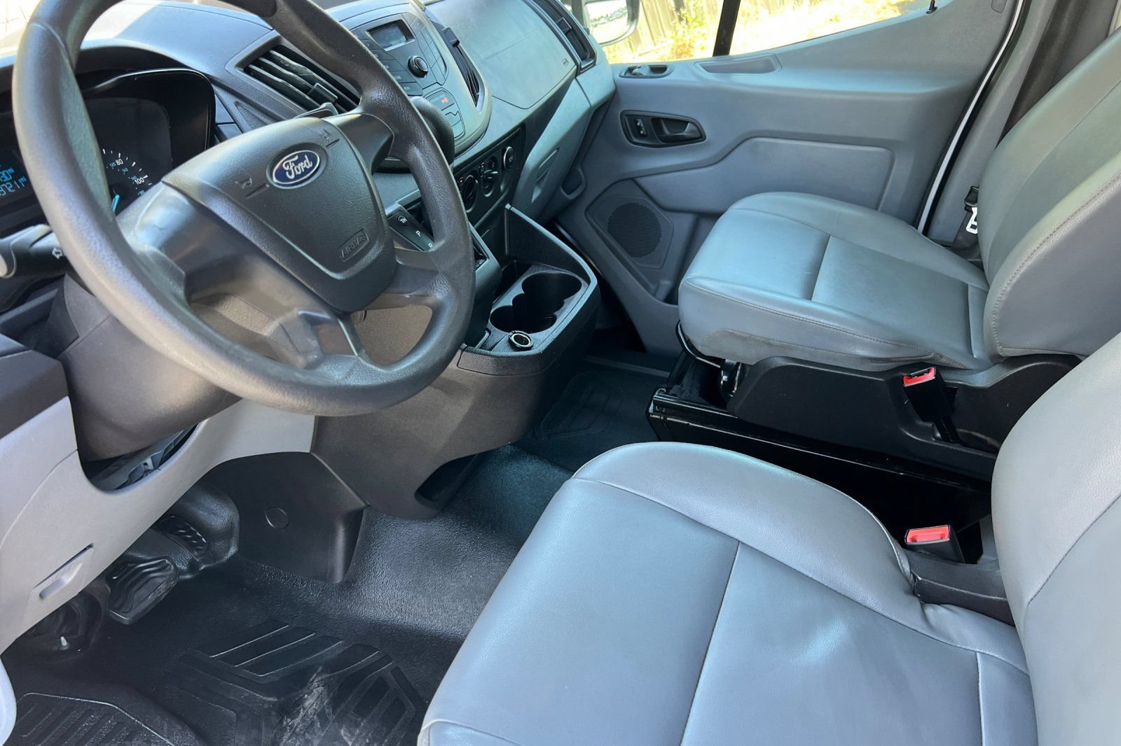 Used 2017 Ford Transit 350 138 RWD image 10