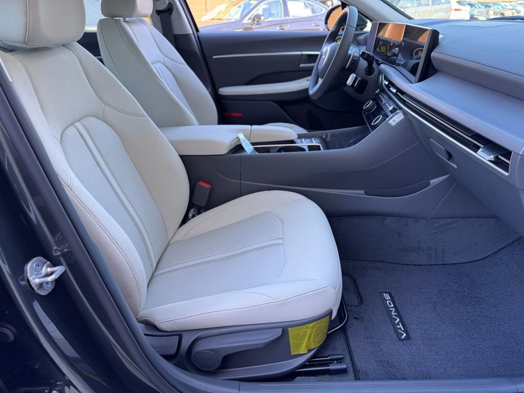 New 2026 Hyundai Sonata SEL image 17