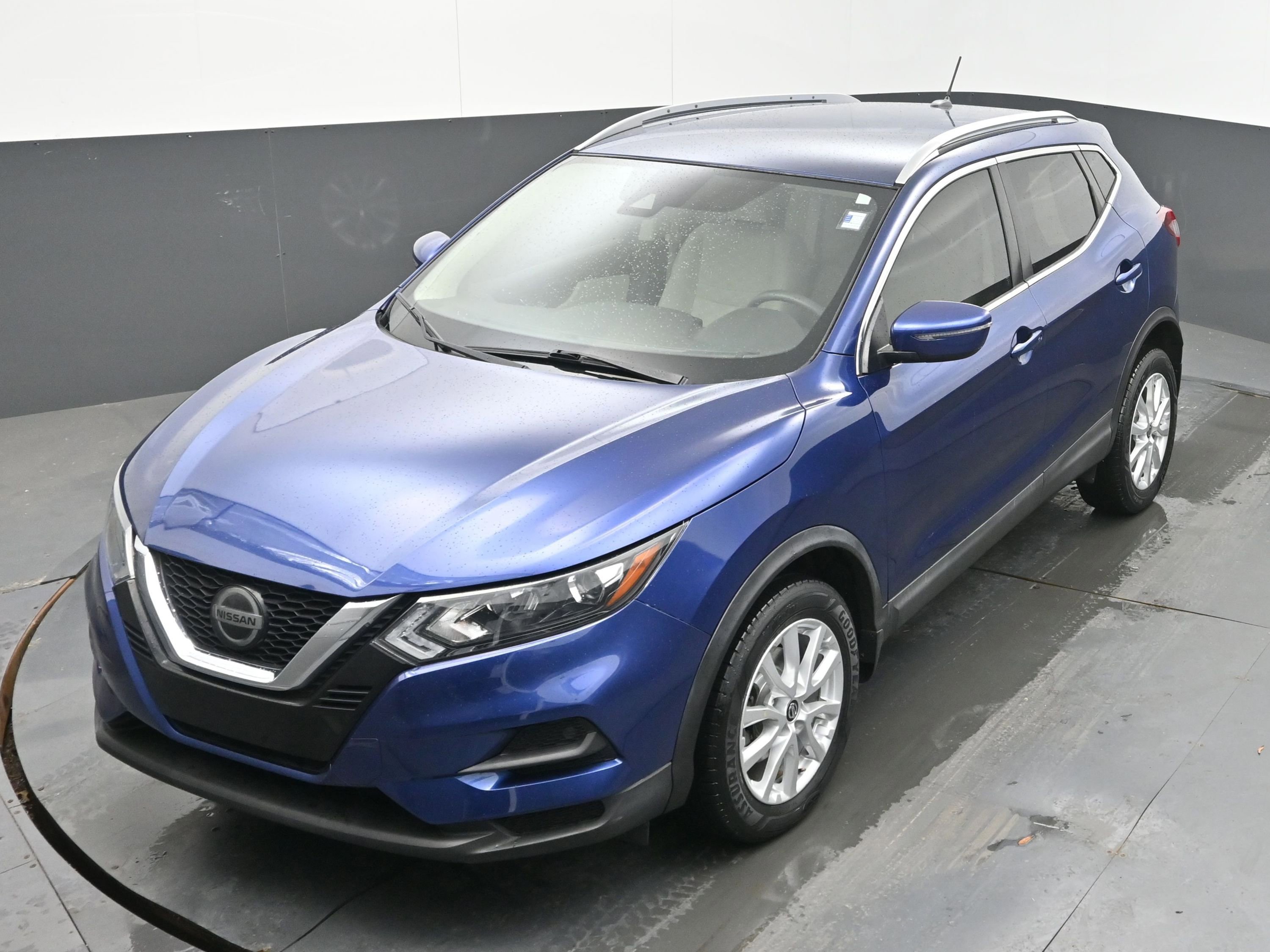 Used 2020 Nissan Rogue Sport SV FWD image 32