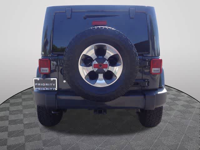 Used 2017 Jeep Wrangler Unlimited Sahara w/ Max Tow Package AWD/4WD image 3