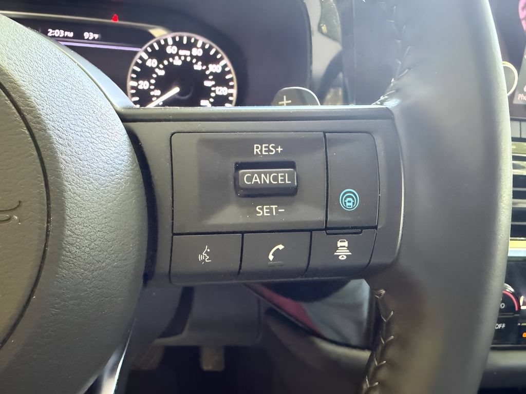 Used 2024 Nissan Pathfinder SV AWD/4WD image 18
