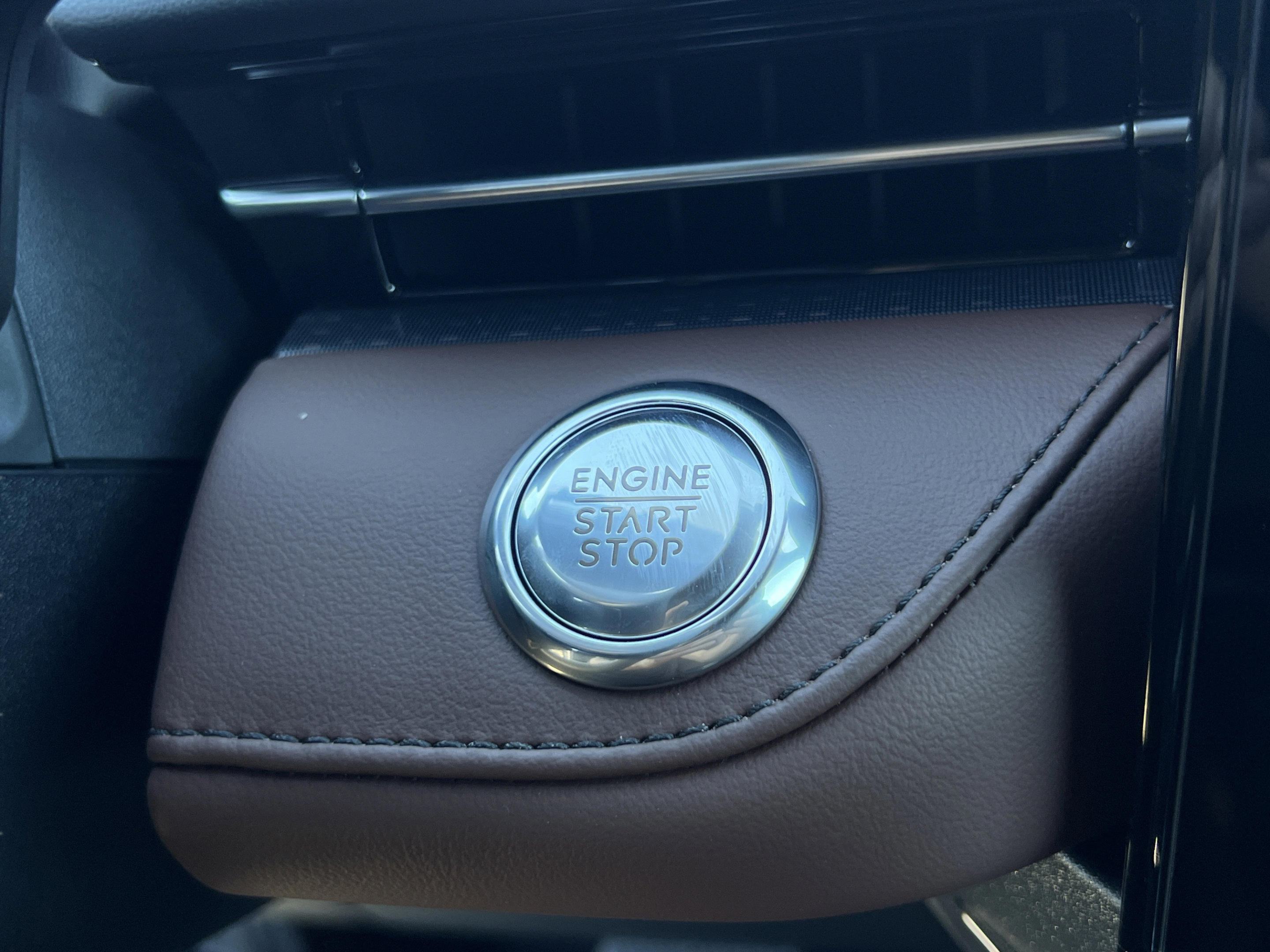 New 2026 Lincoln Nautilus Reserve w/ Jet Appearance Package AWD/4WD image 23
