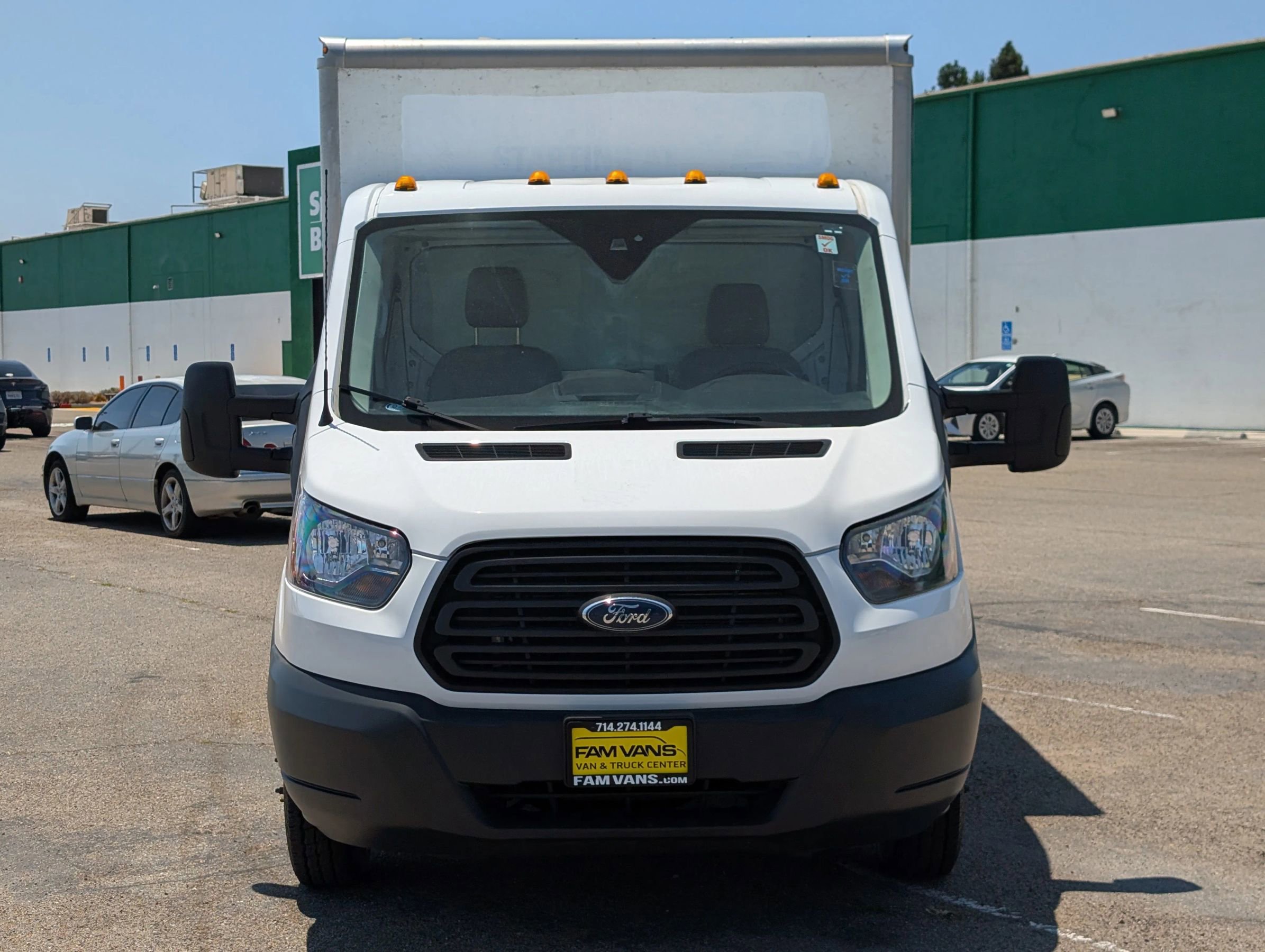 Used 2018 Ford Transit 350 156 DRW RWD image 3