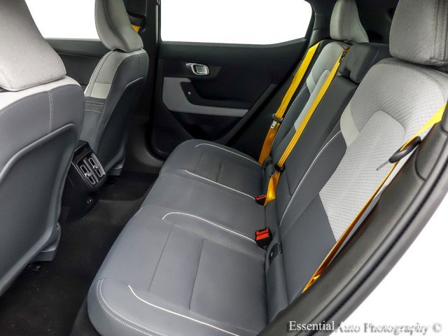 Used 2022 Polestar Polestar 2 long range w/ Performance Package image 13