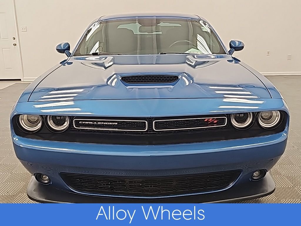 Used 2022 Dodge Challenger R/T image 4